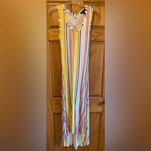 Jessica Simpson Maxi Dress. Size Medium